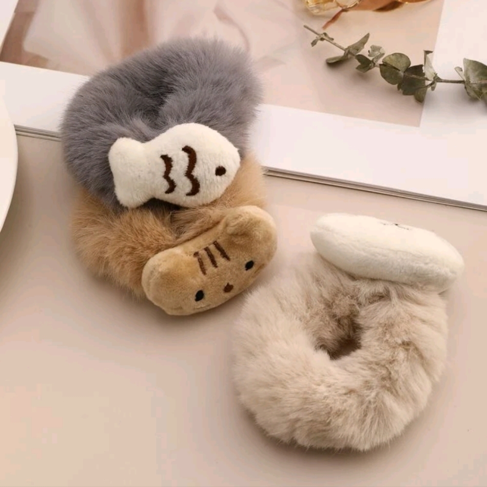 Cat & Fish Fuzzy Plush Hairbands - Picture 3 of 5